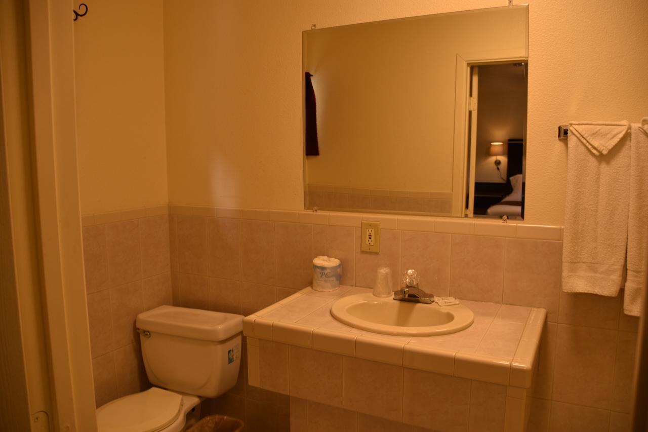 צ'ולה ויסטה Baycities Motel מראה חיצוני תמונה