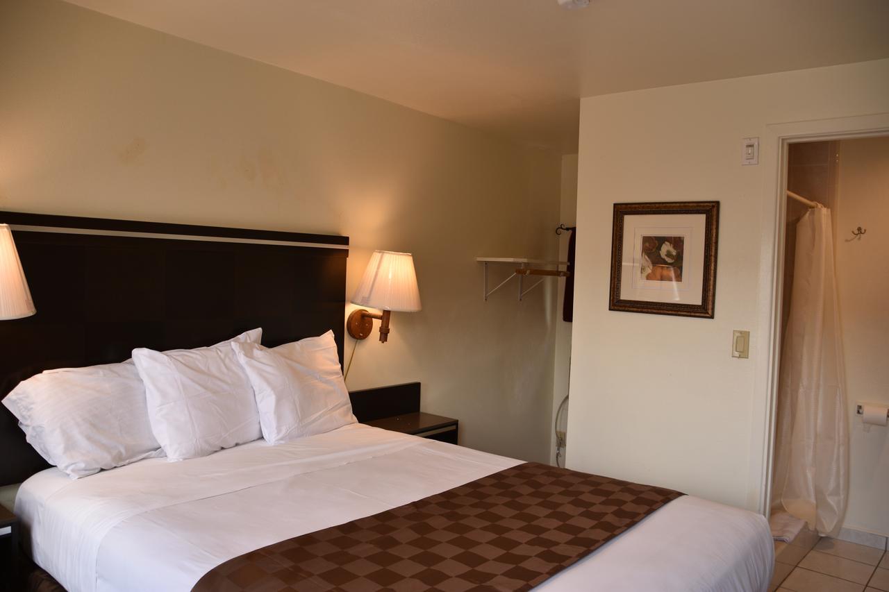 צ'ולה ויסטה Baycities Motel מראה חיצוני תמונה