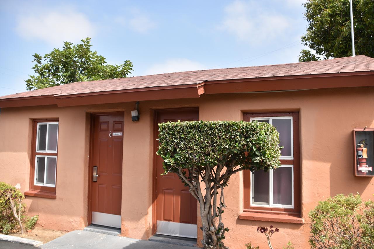 צ'ולה ויסטה Baycities Motel מראה חיצוני תמונה